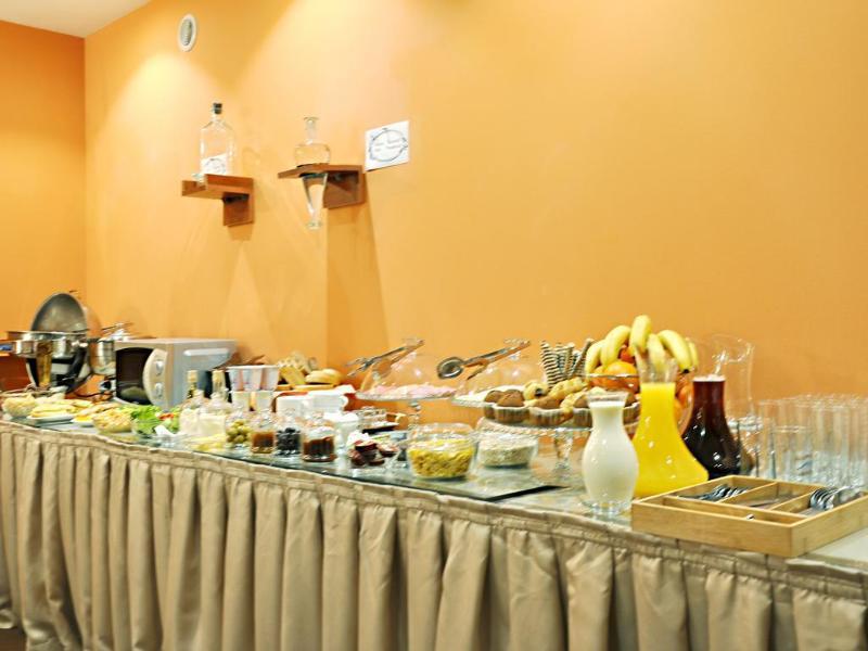 Gold Star Hotel Tbilisi Bagian luar foto