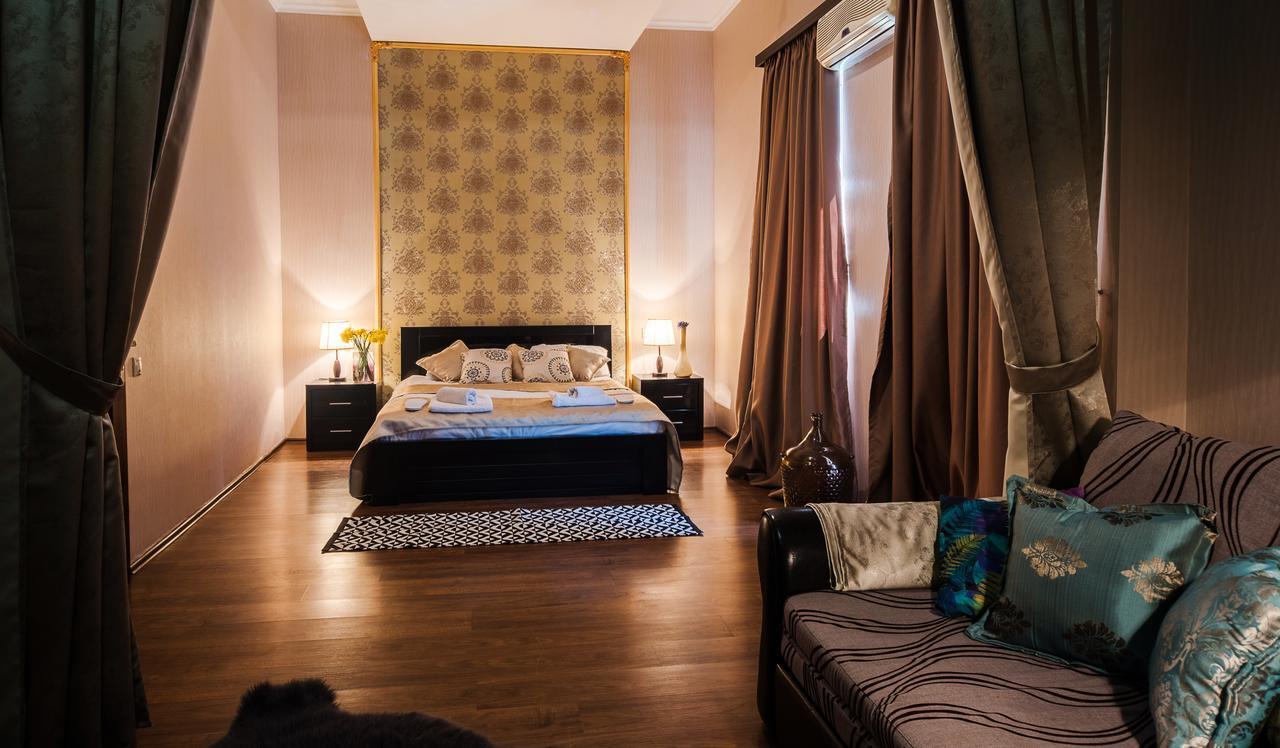 Gold Star Hotel Tbilisi Bagian luar foto