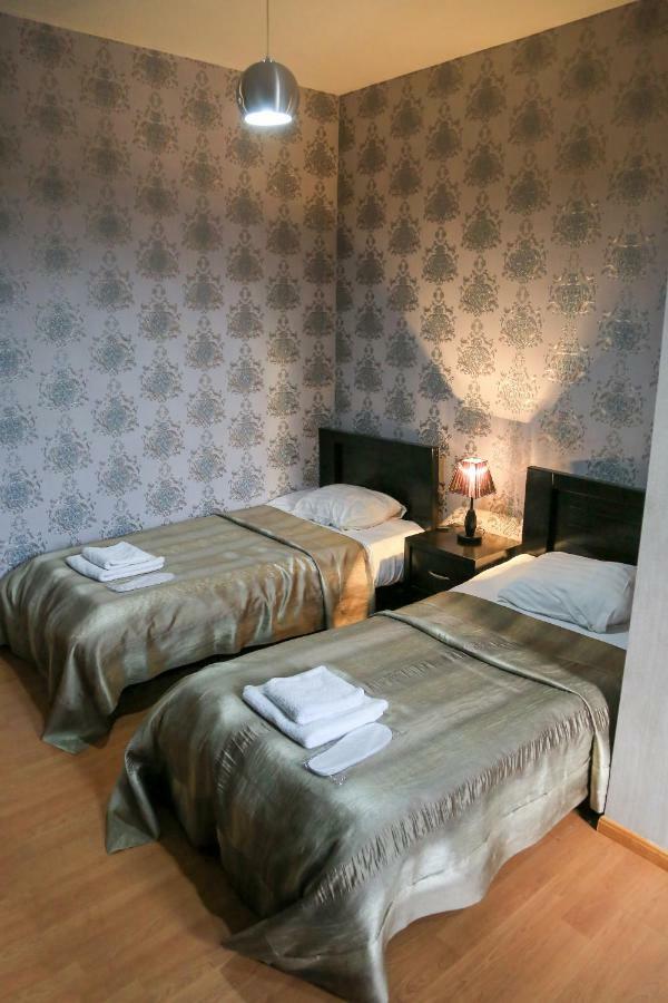 Gold Star Hotel Tbilisi Bagian luar foto